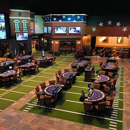 Ameristar Casino Hotel East Chicago Exterior photo