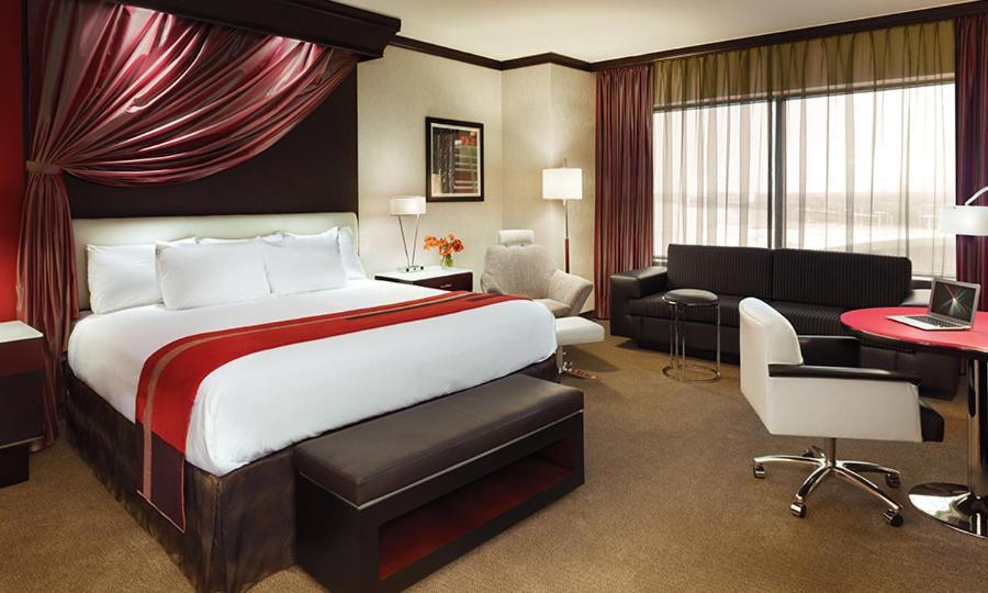 Ameristar Casino Hotel East Chicago Exterior photo